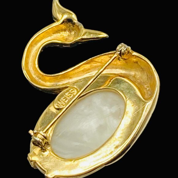 Vintage Signed Weiss Lucite Belly Swan Brooch - Picture 4 of 4